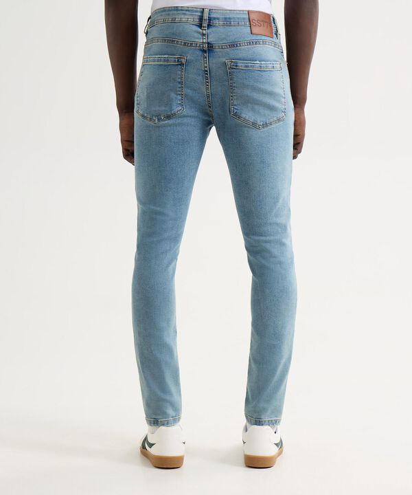 Jeans para hombre image number null